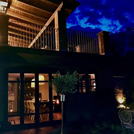 Menaluna - 4-bedroom Secluded With Pool *